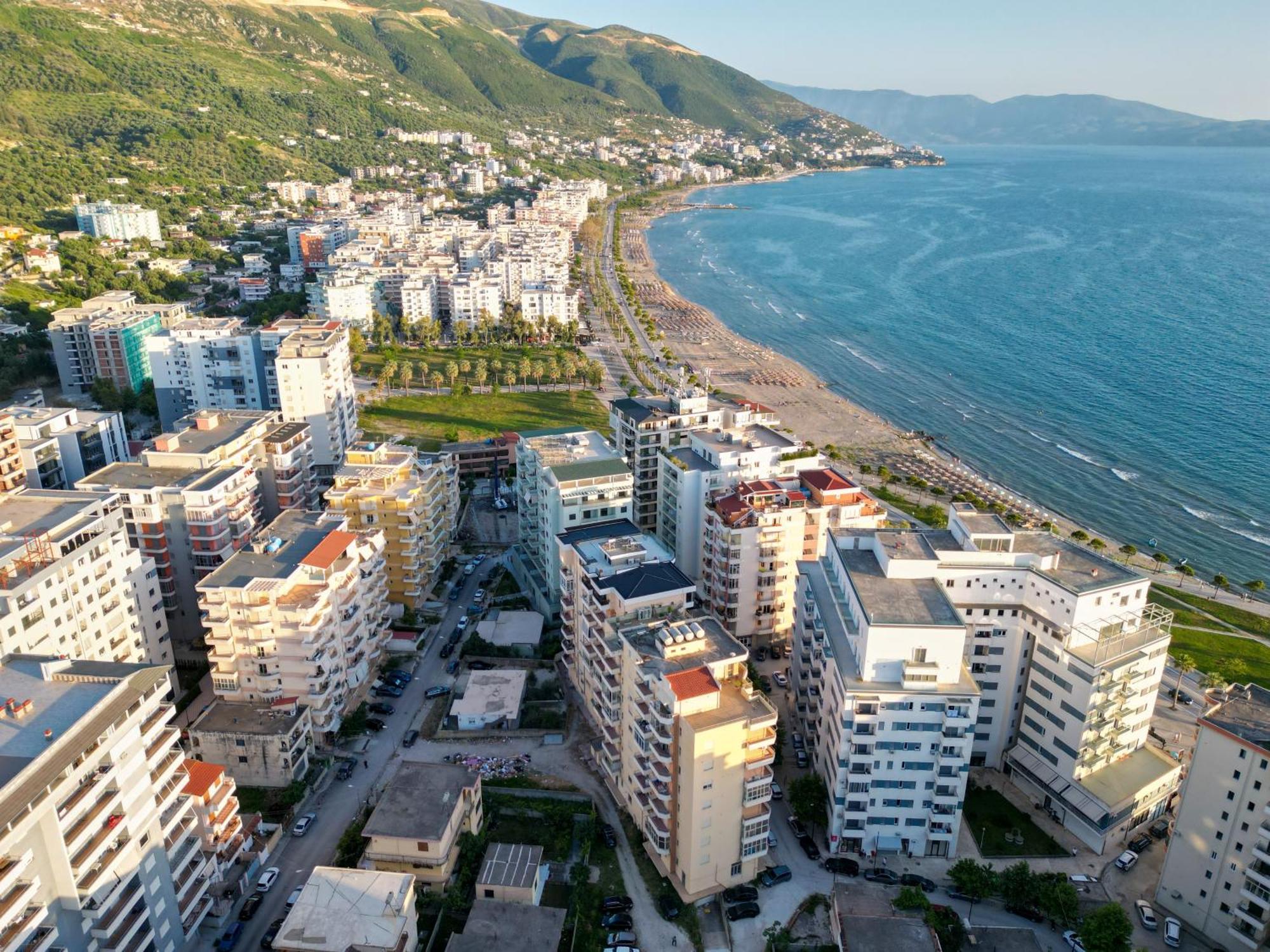 Aysel 7 Lungomare * Vlore